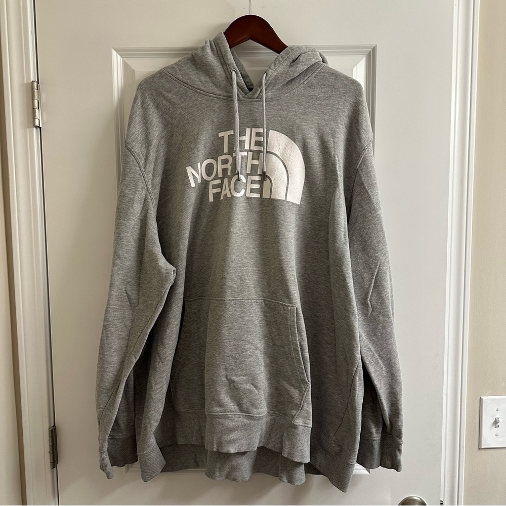 BARELY WORN North Face hoodie, size 4XL